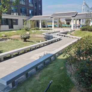 庆阳 芝麻灰小区坐凳&栏杆安装效果