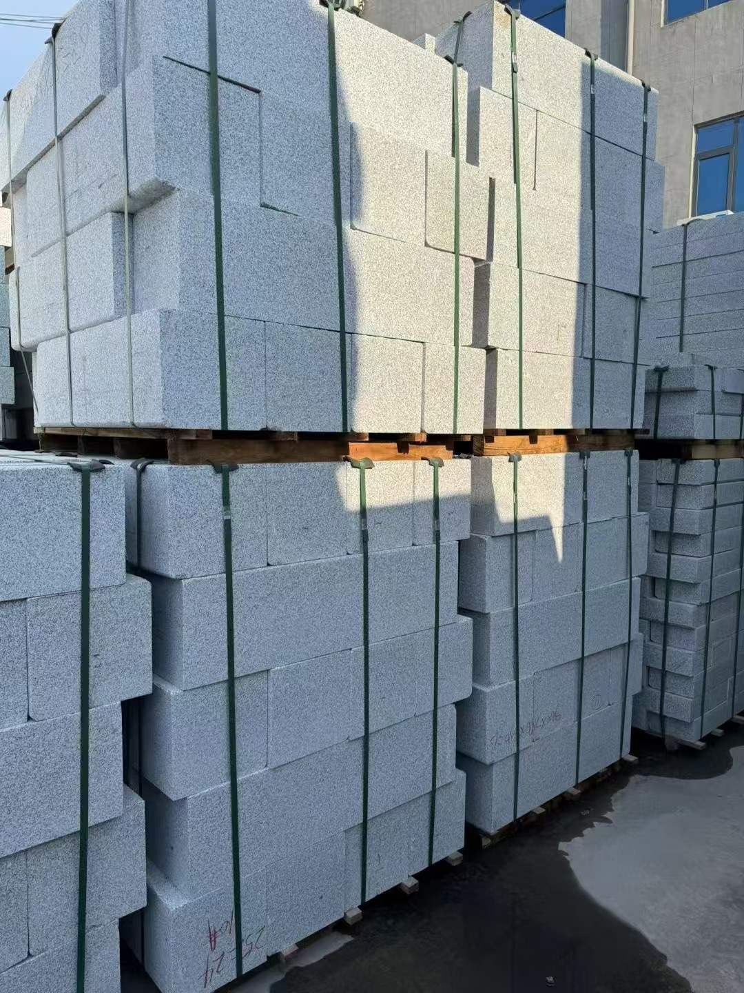 庆阳 芝麻白路沿石